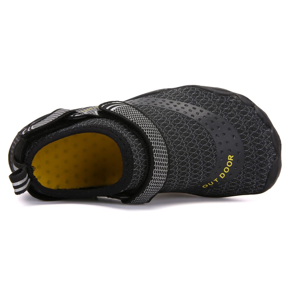 Kids Water Shoes Barefoot Quick Dry Aqua Sports Shoes Boys Girls - Black Size Bigkid US3 = EU34